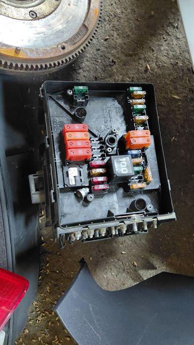 Vand diferite piese vw touran 1.9 cod bls.